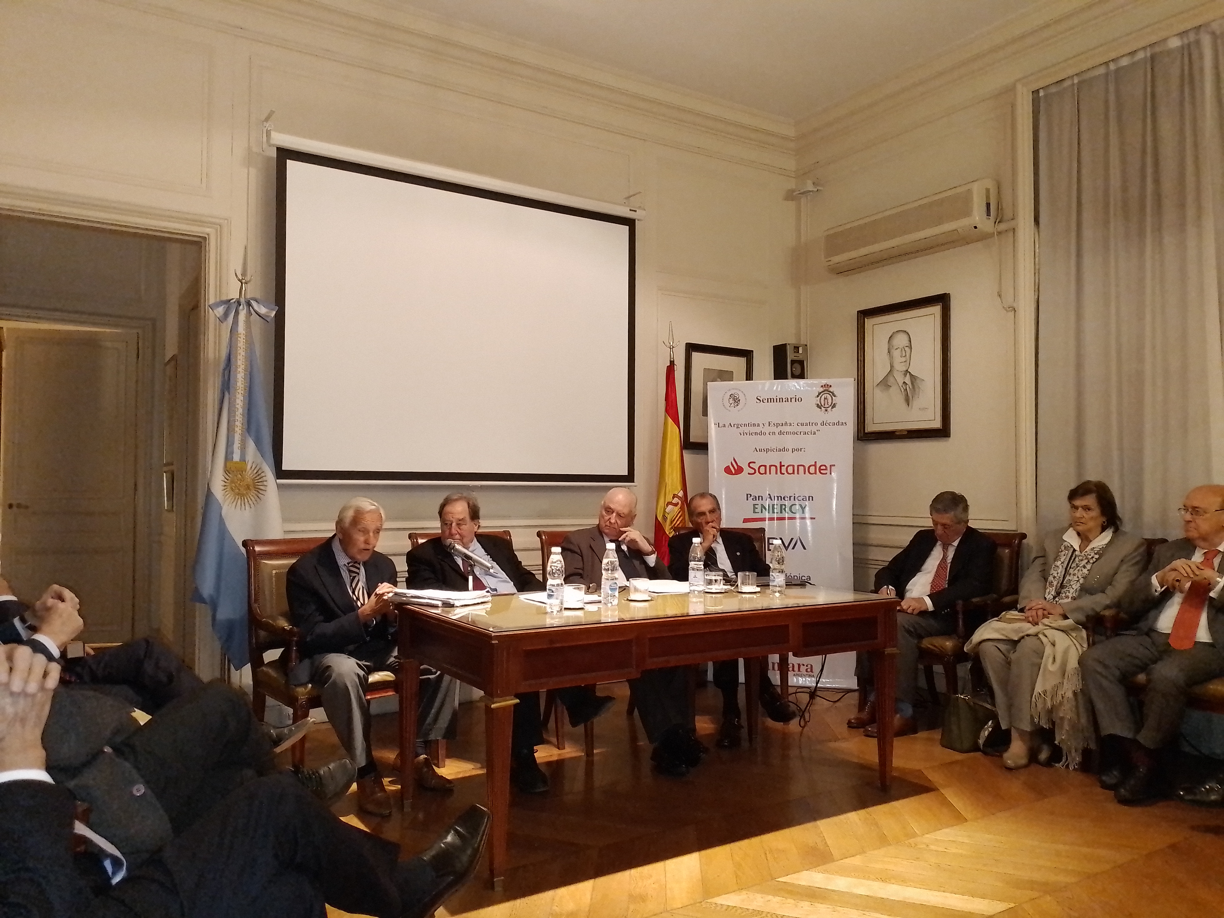 Panel 5 – “La Política de la Democracia” Presidente: Horacio Jaunarena Expositores: Rodolfo Díaz - Francesc de Carreras Serra - Rosendo Fraga